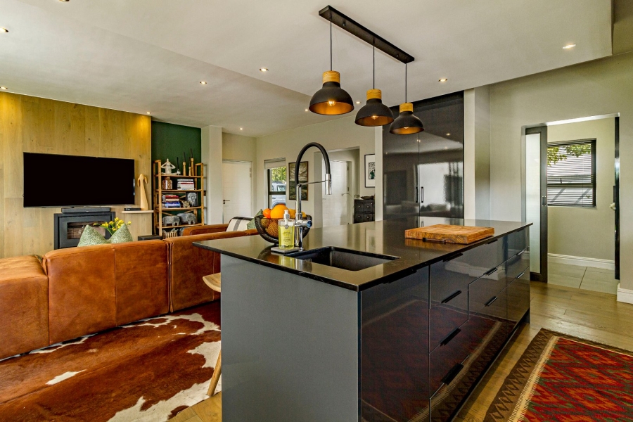 4 Bedroom Property for Sale in Croydon Gardens Estate Western Cape